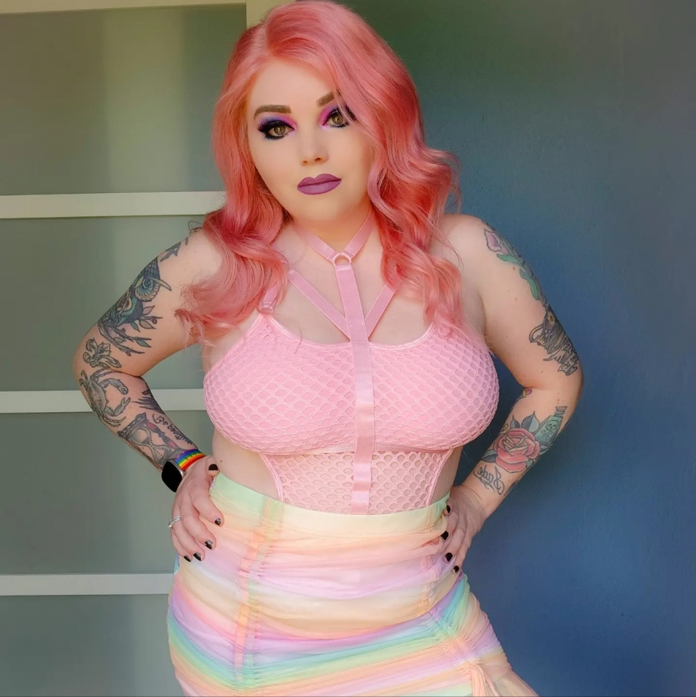 ✨️TEMPORARY FLASH SALE✨️ Custom dyed human hair lace front wig rose gold pink 💗